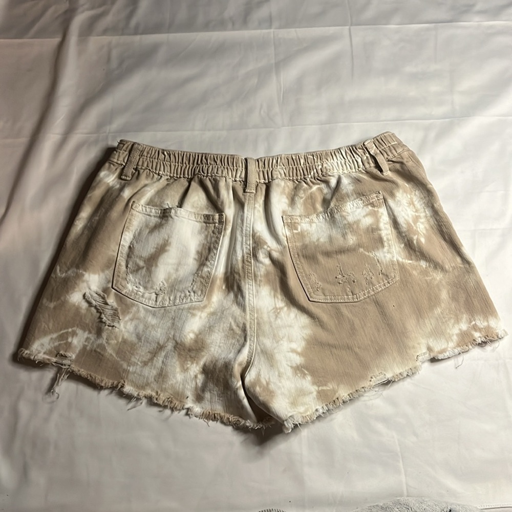 Aerie Tie Dyed Distressed Jean Shorts - Picture 8 of 11